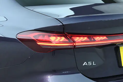 试驾奥迪A5L ，华为乾崑系统，全系2.0T+四驱，这台车值不值得冲