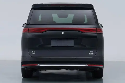 比亚迪全新品牌，领汇MPV官图，新车标，7座，侧滑门，车长5145mm